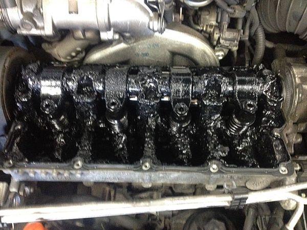 ruined engine because of not having changed the oil regularly